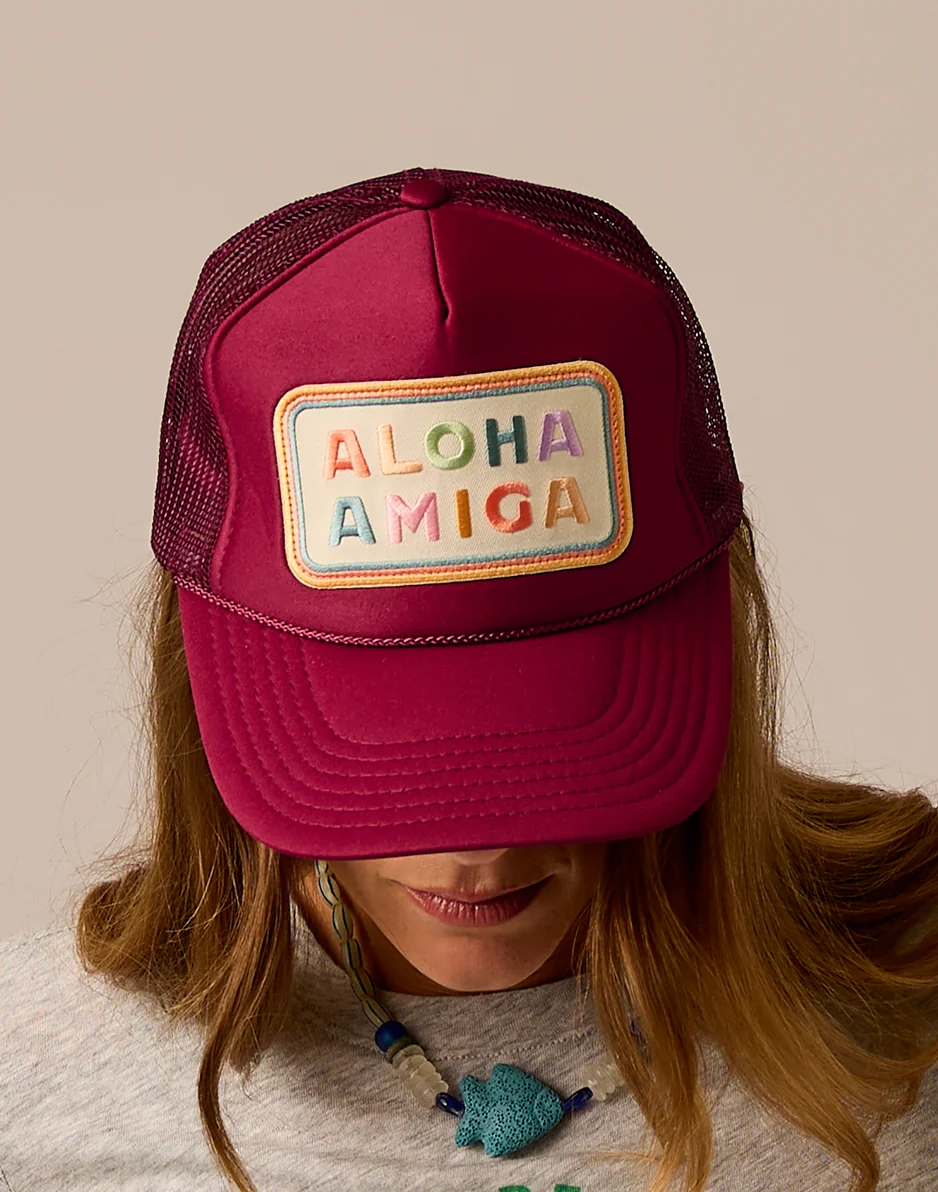 Aloha Amiga Trucker: Maroon - Image 5