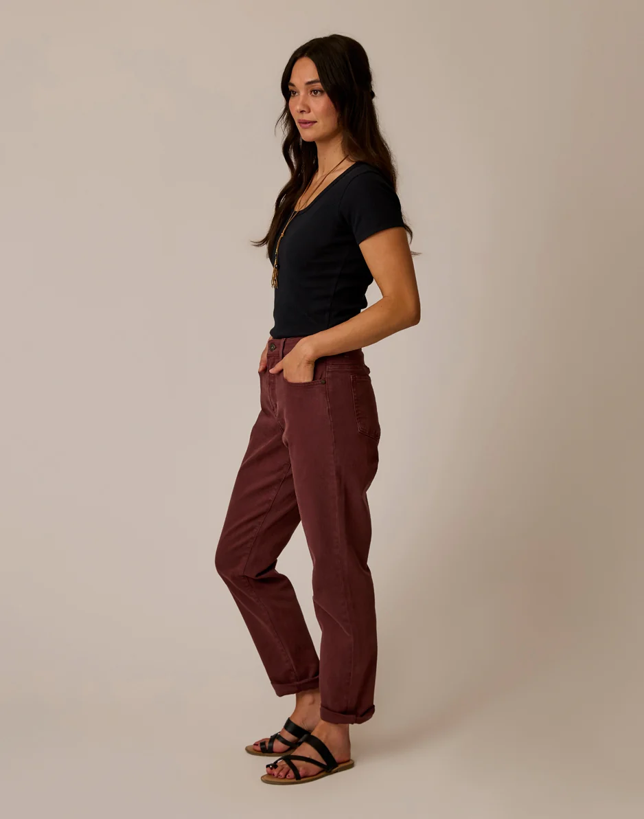 Carson Hi Rise Jean: Coco - Image 3