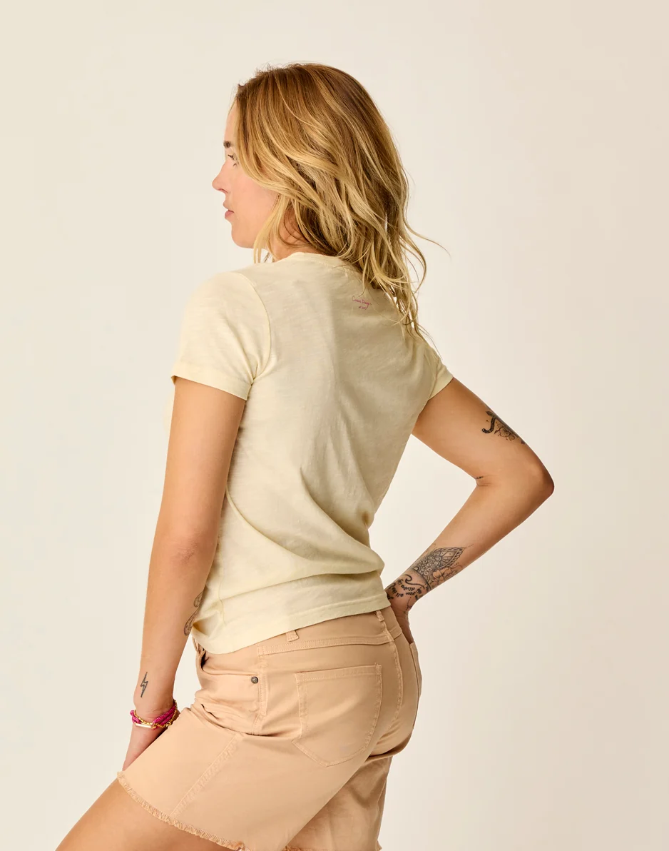 Cassidy Graphic Tee: Dogwood Apres - FINAL SALE - Image 2