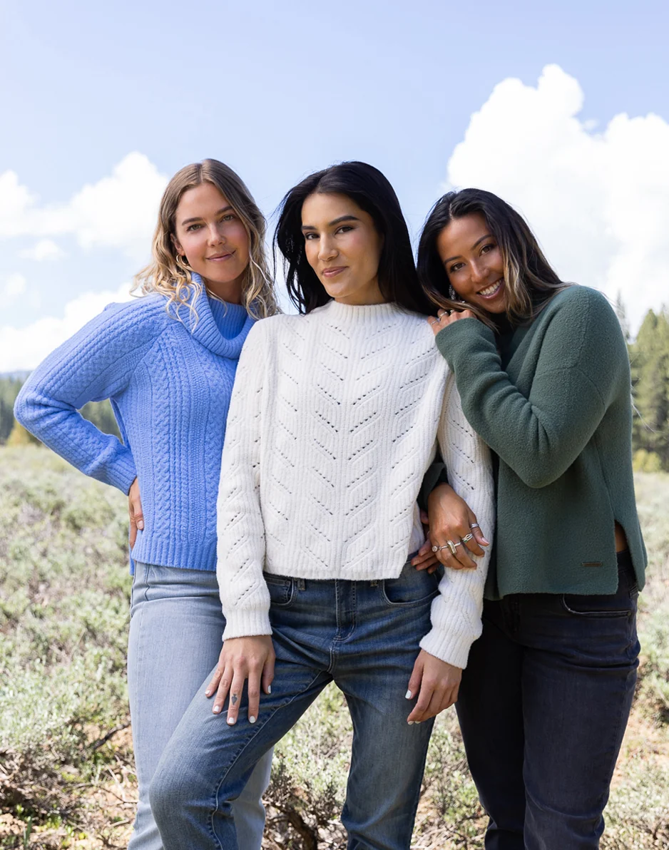Field Sweater: Peri - FINAL SALE - Image 2