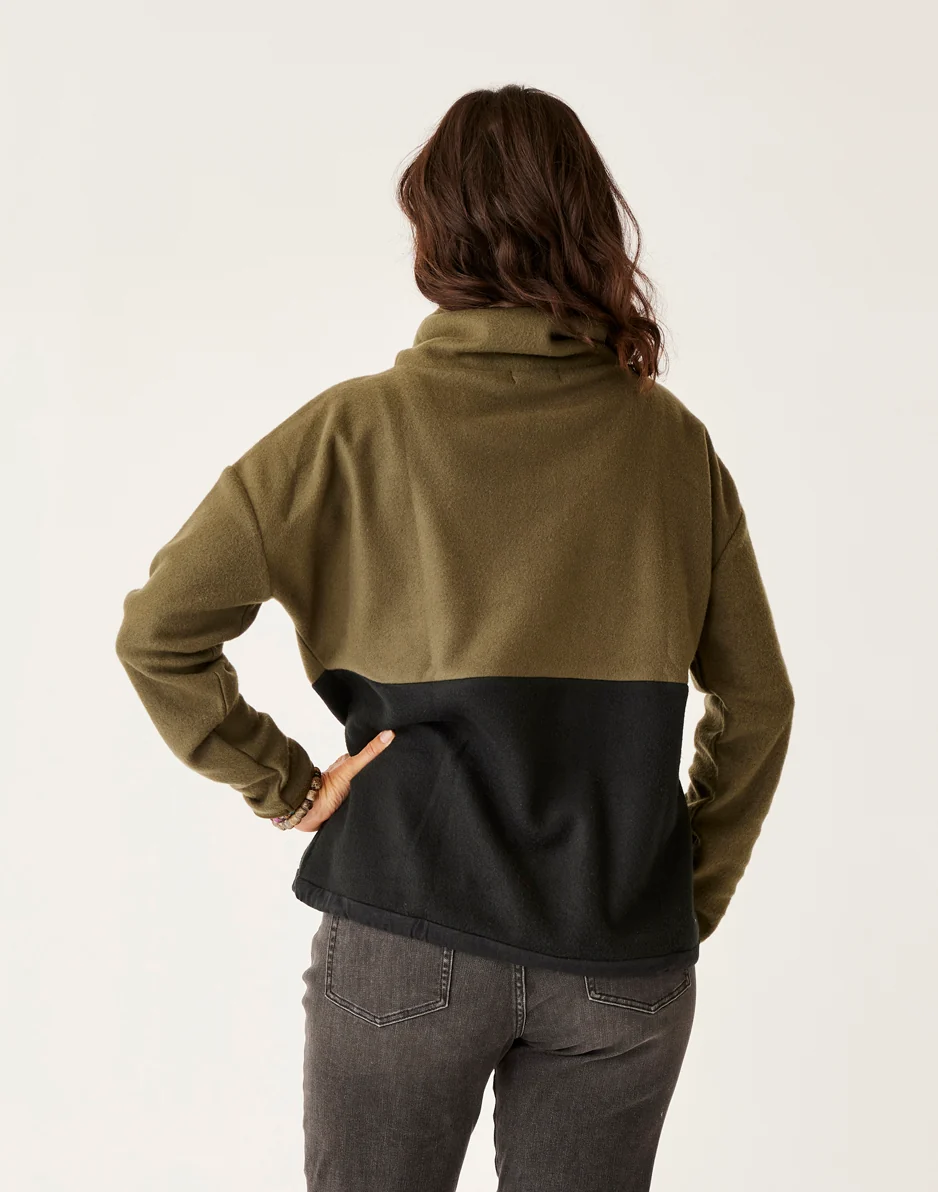 Rowayton Colorblock Cowl: Fir w. Black - FINAL SALE - Image 4