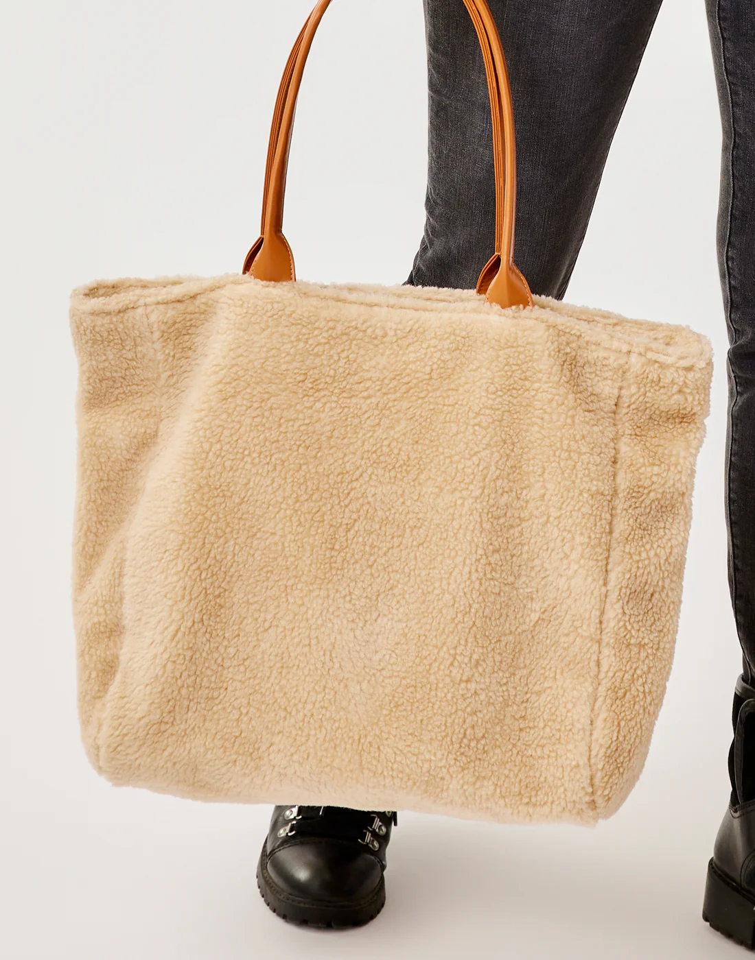 Sherpa Treasure Tote: Dark Birch - FINAL SALE - Image 4
