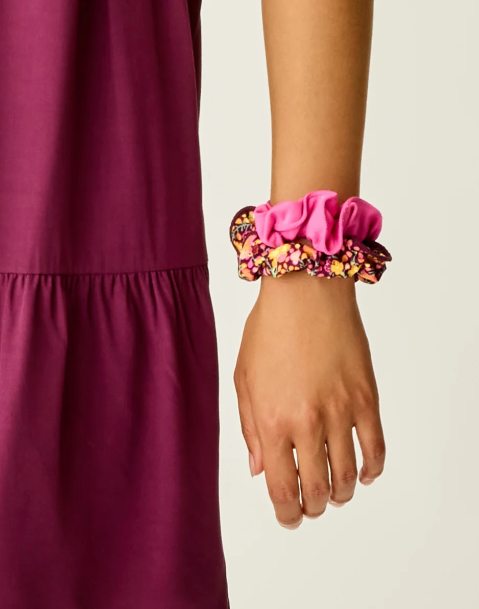 Surf Scrunchie: Garden-Hot Pink - FINAL SALE - Image 2