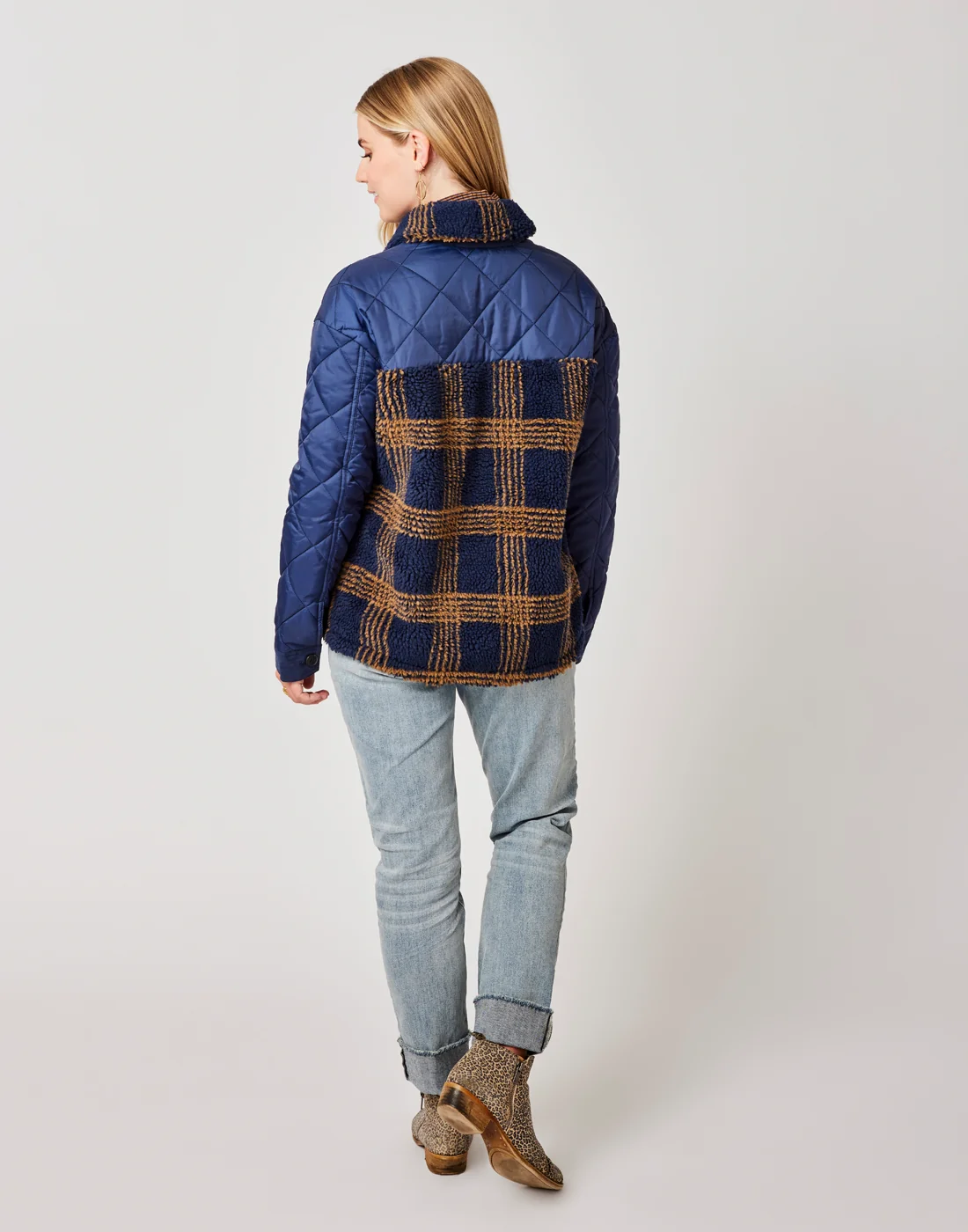 Vineyard Shacket: Navy Plaid - FINAL SALE - Image 4