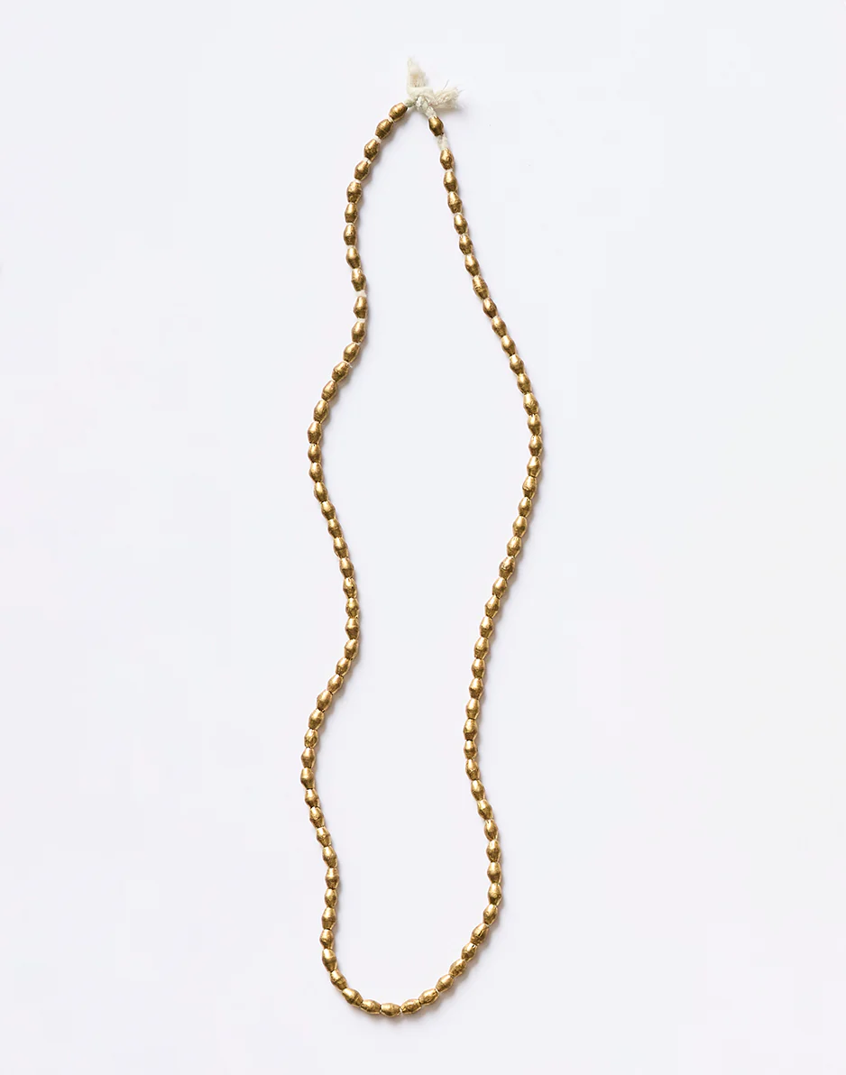 Vintage Metal Necklace: Gold