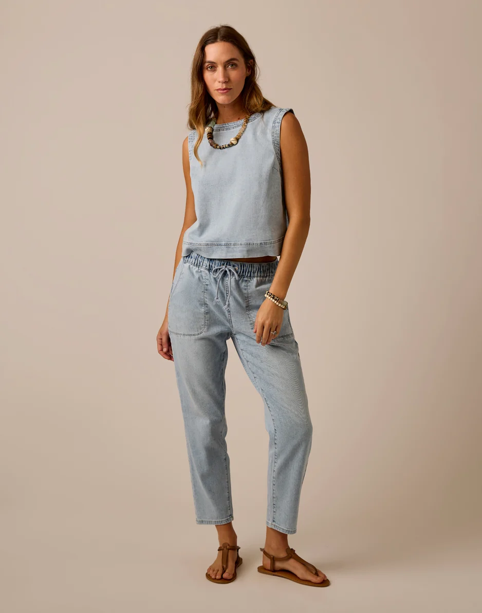 Zoe Lightweight Denim Pant: Savannah - Image 3